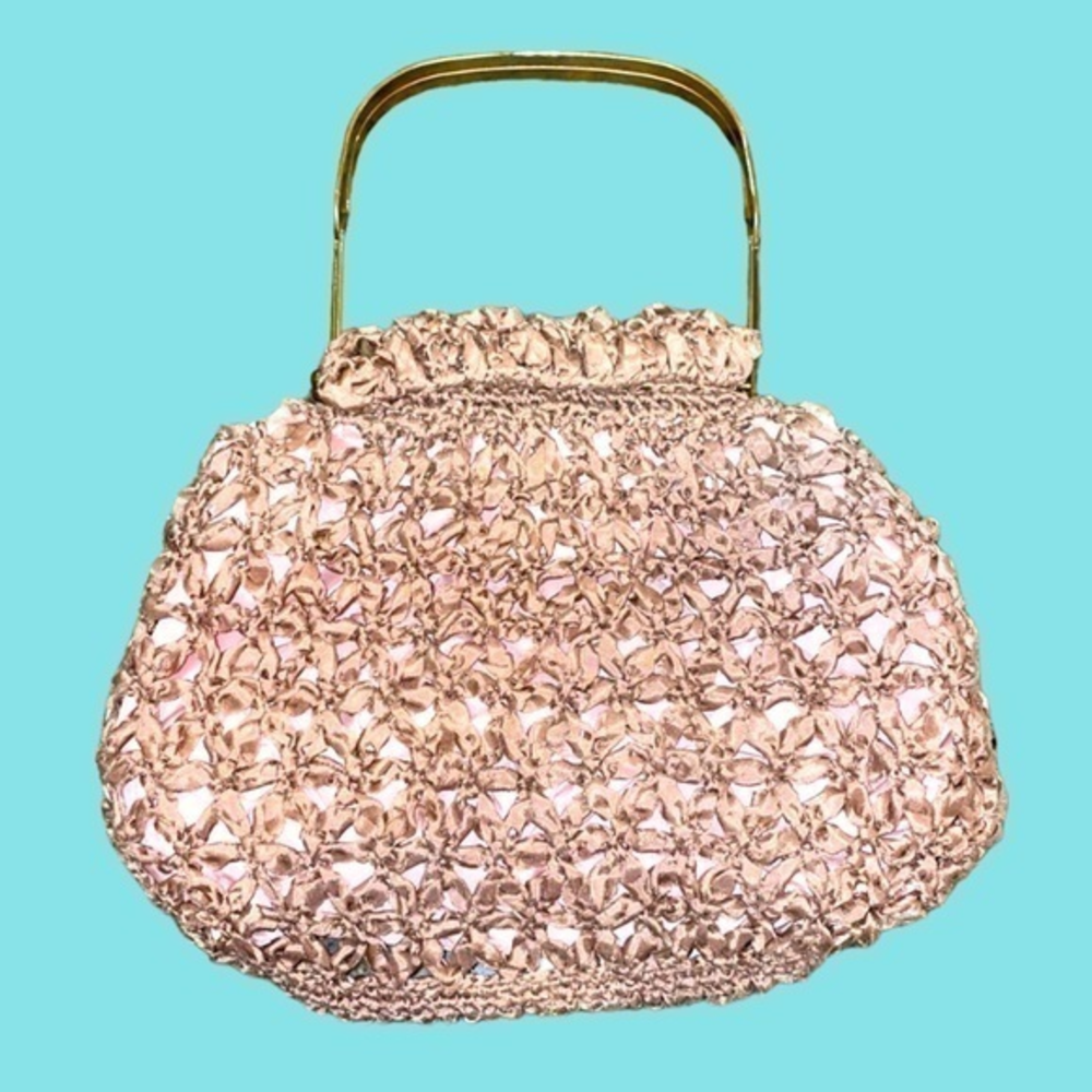 Vintage Mauve‎ Pink Metal Handle Hand Knitted Purse